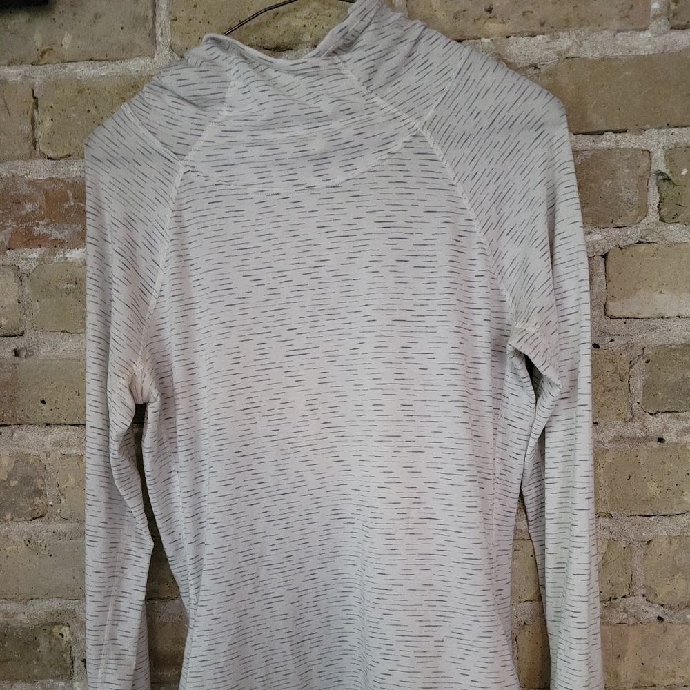 Gap fit exercise top